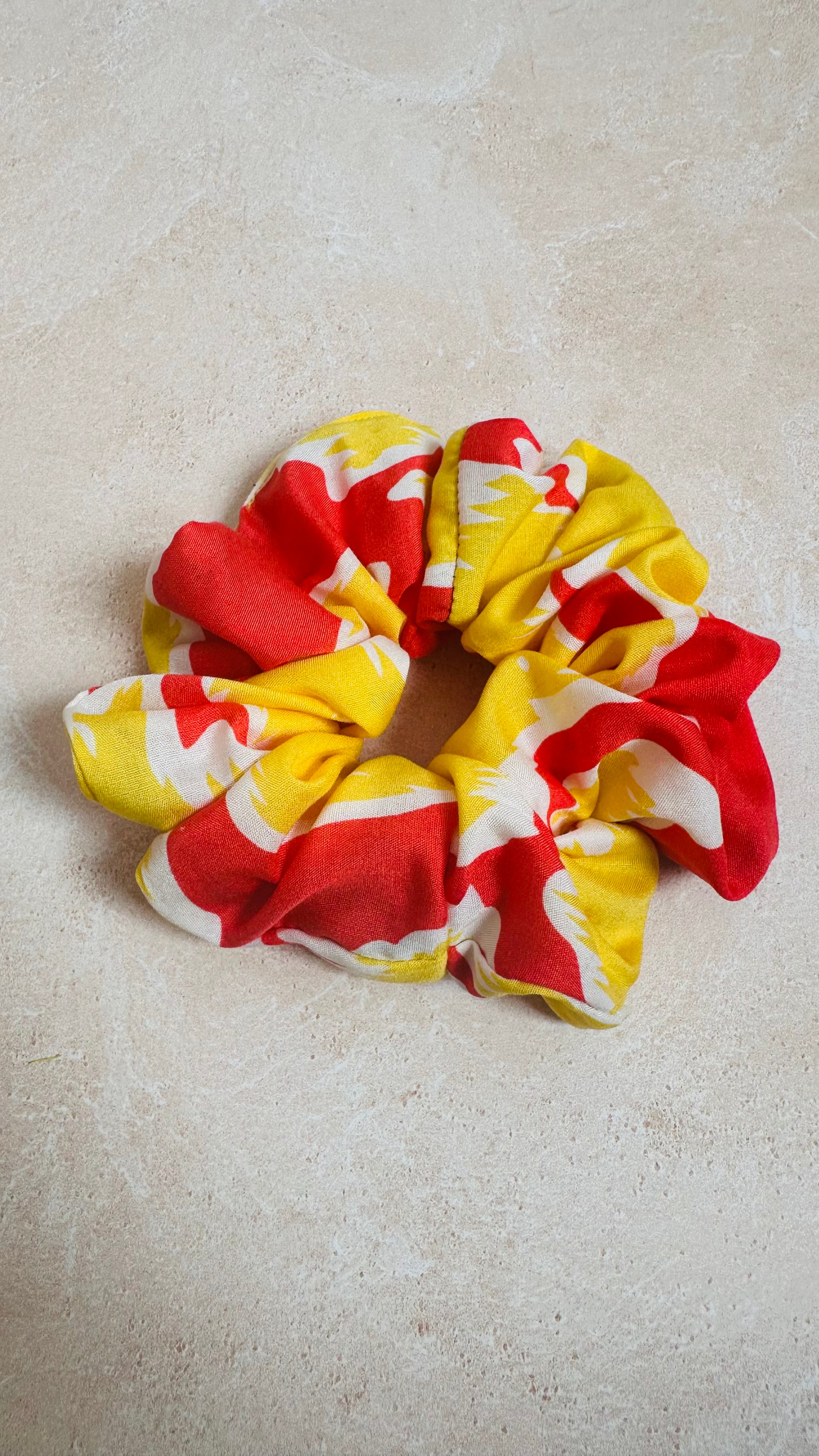 Chouchou cheveux en tissu – Maintien confortable sans casser