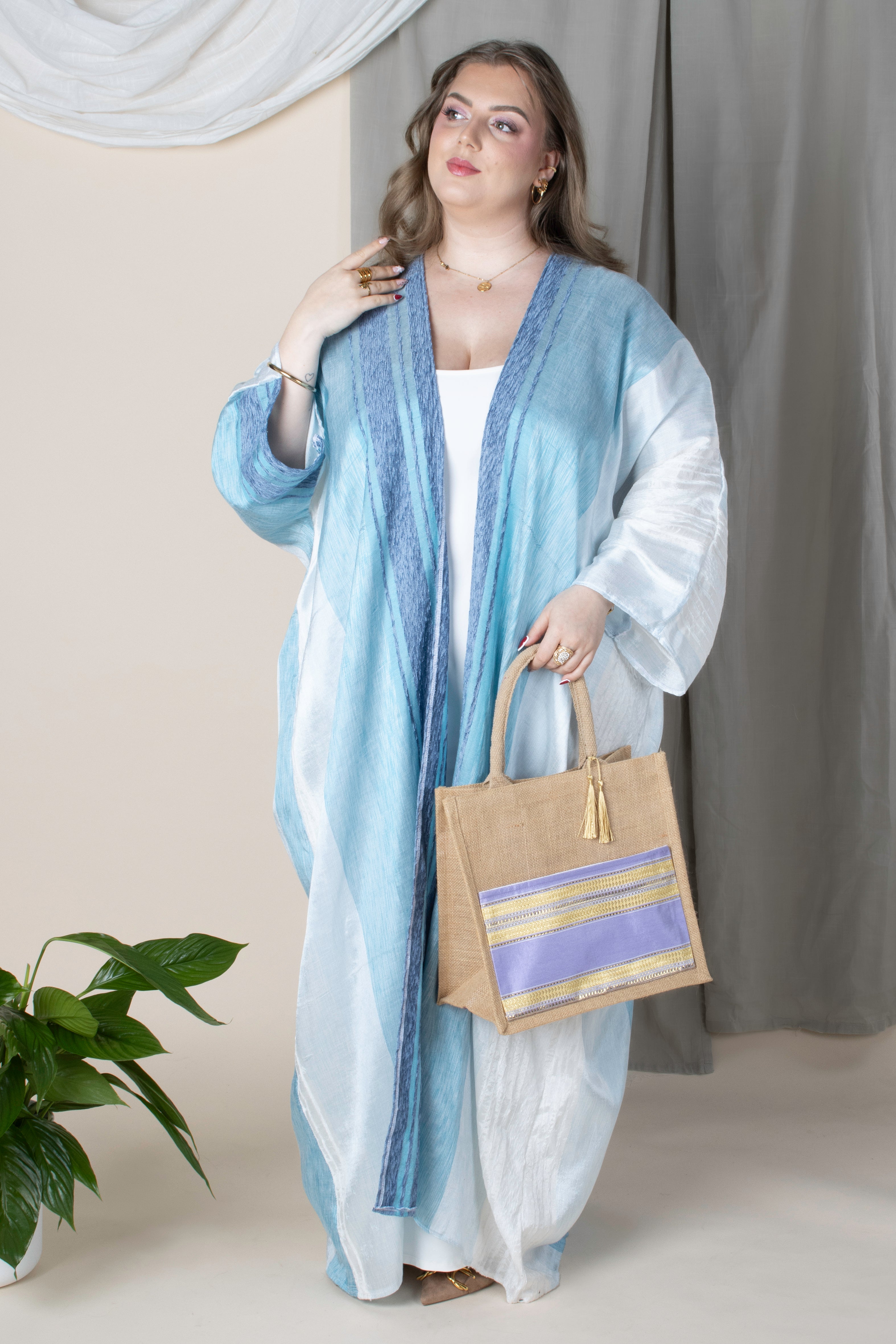 
Sac cabas Rihla mauve en jute et tissu tunisien traditionnel – 14L